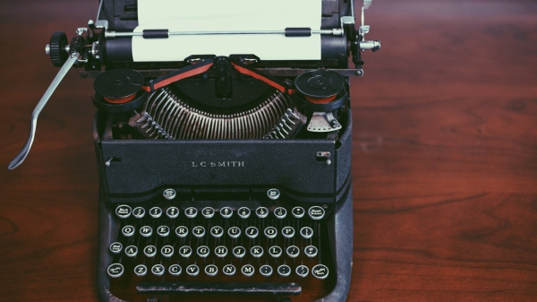 Writing, Pursue your joy, Lisa Orchard, typewriter